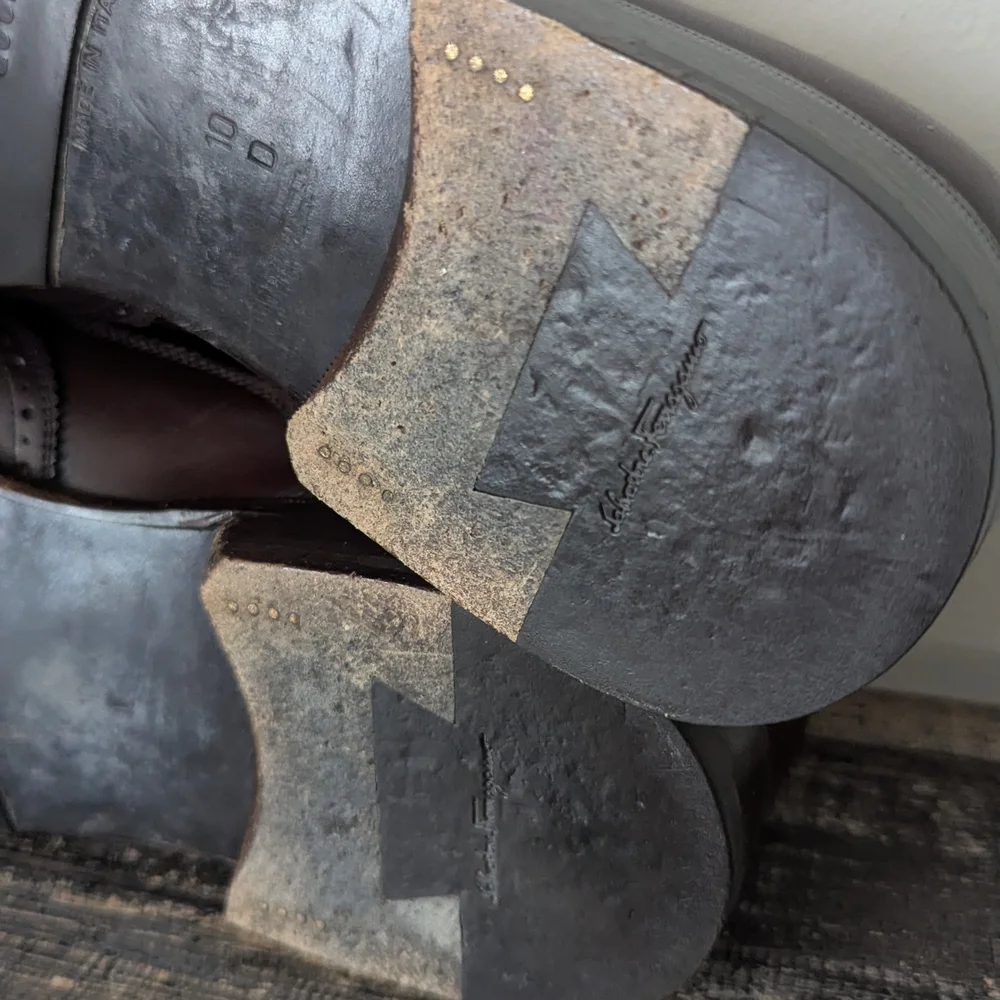 Salvatore Ferragamo Men's Brown Leather Brogue Loafer - Picture 7 of 10